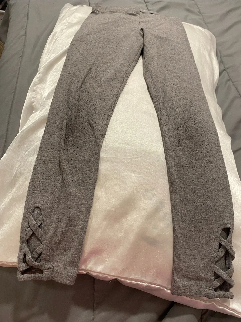 Old Navy Heather Gray Girls' Leggings with Lattice Ankle Detail